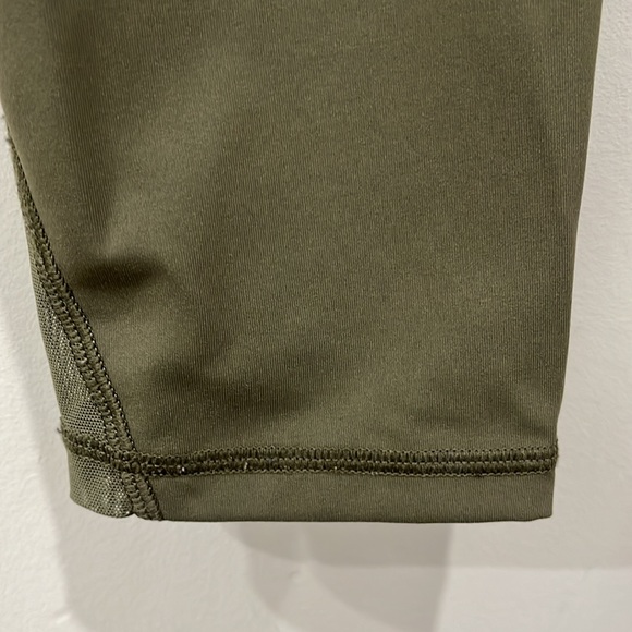 Lululemon Train Times 7/8 Pant 25”Dark Olive Size 10 - Picture 11 of 16